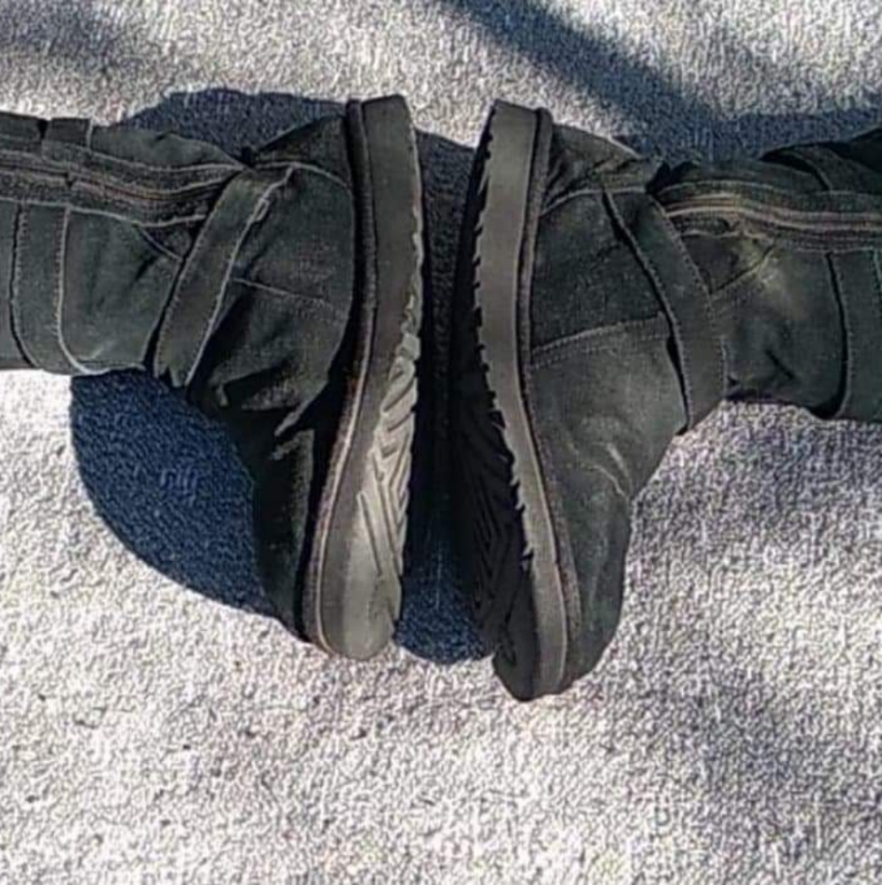 UGG boots - Picture 6 of 7
